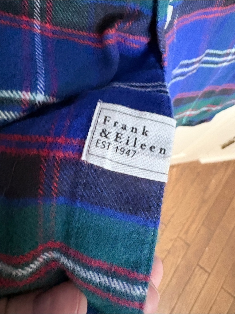 Frank & Eileen Eileen Italian Cotton Flannel Plaid Shirt Medium - Picture 6 of 10